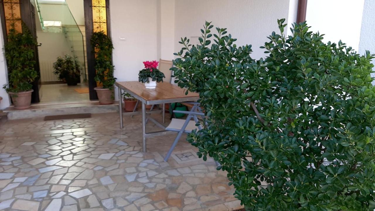 Apartman Nada I Fažana Exterior foto